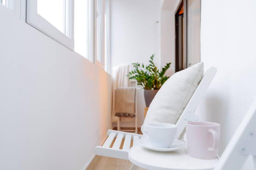 Elegant Vibes Apartment Next To Obor Market Bucareste Exterior foto